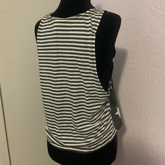 VS PINK muscle tank - Picture 2 of 3